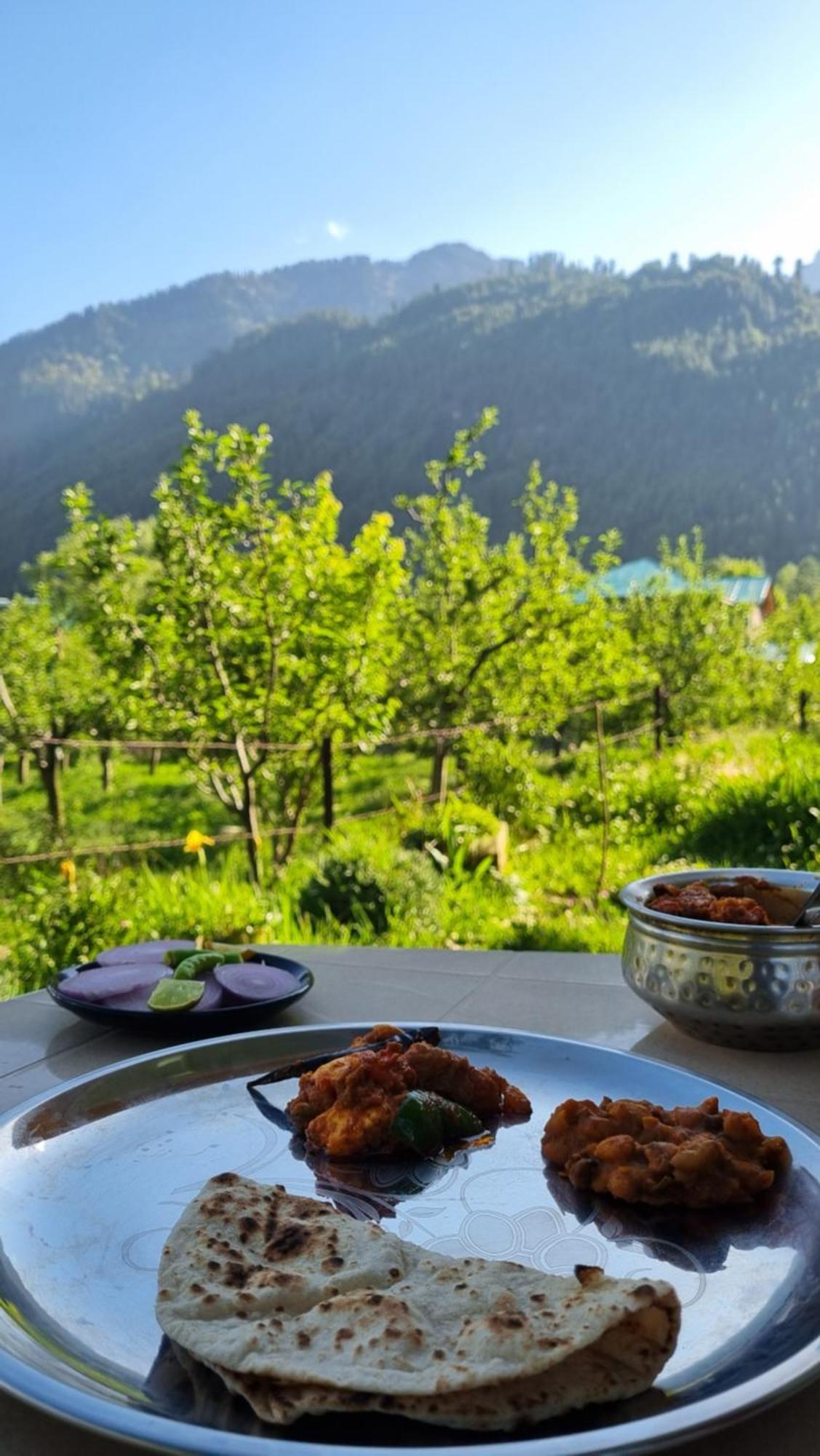 Bed and Breakfast Cascade Mountain Retreat Manali Esterno foto